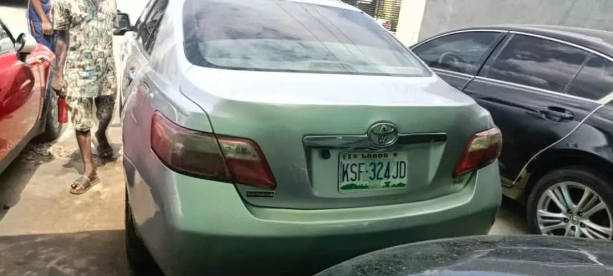 Toyota Camry   - 2007