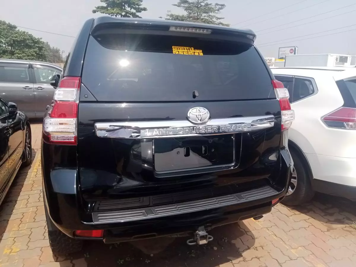 Toyota Landcruiser Prado   - 2015