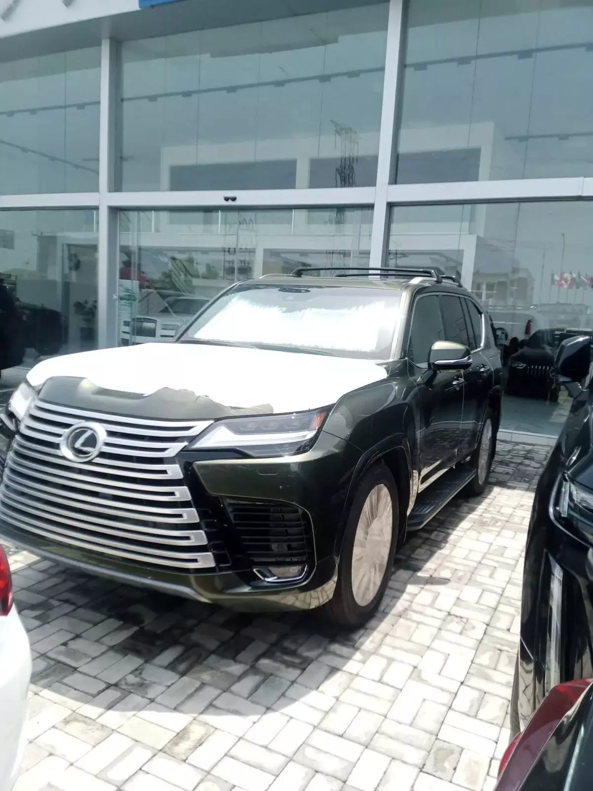 Lexus LX 570   - 2023