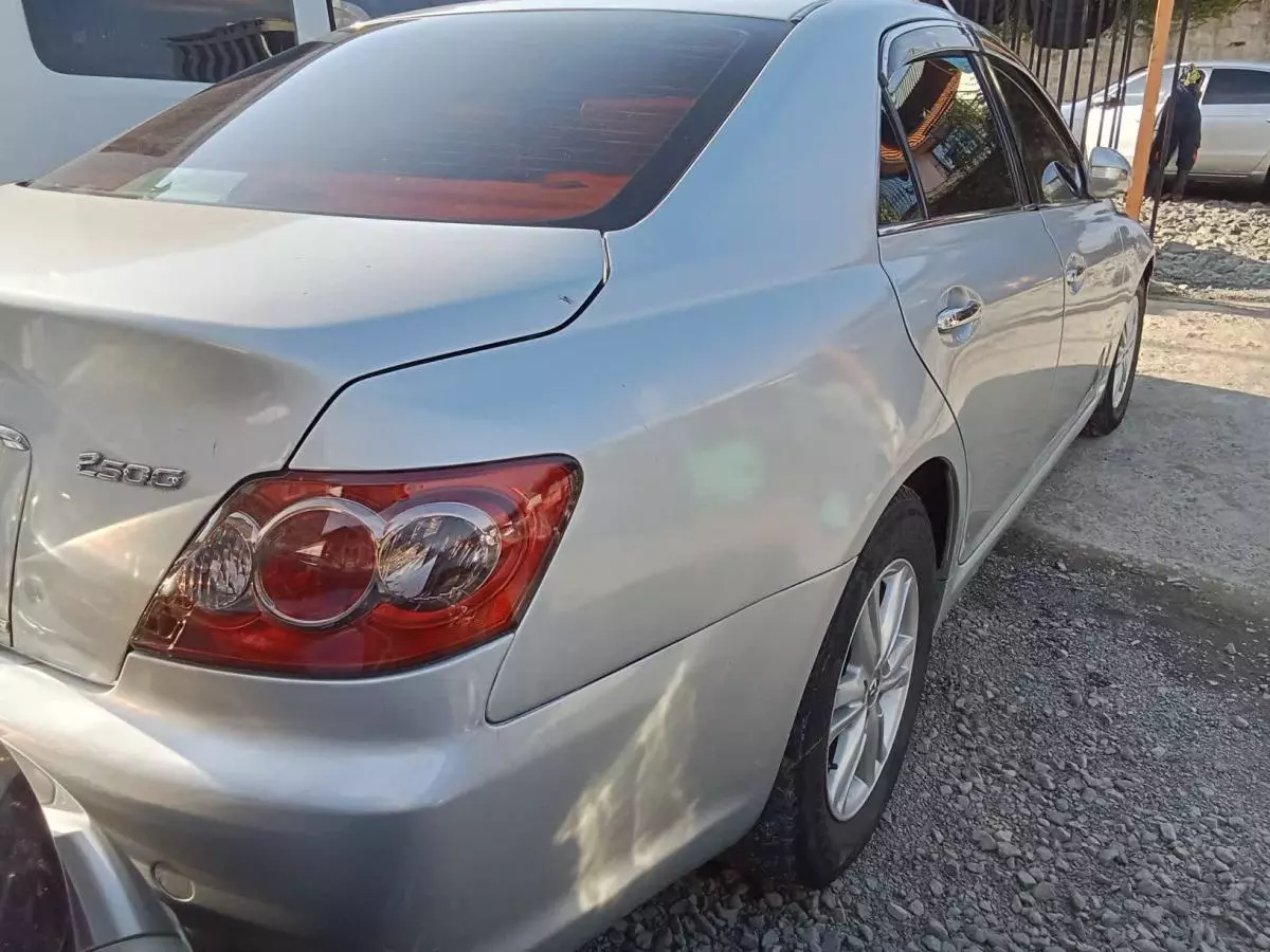 Toyota Mark X   - 2008