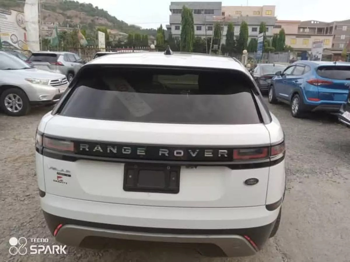 Land Rover Range Rover Velar   - 2019