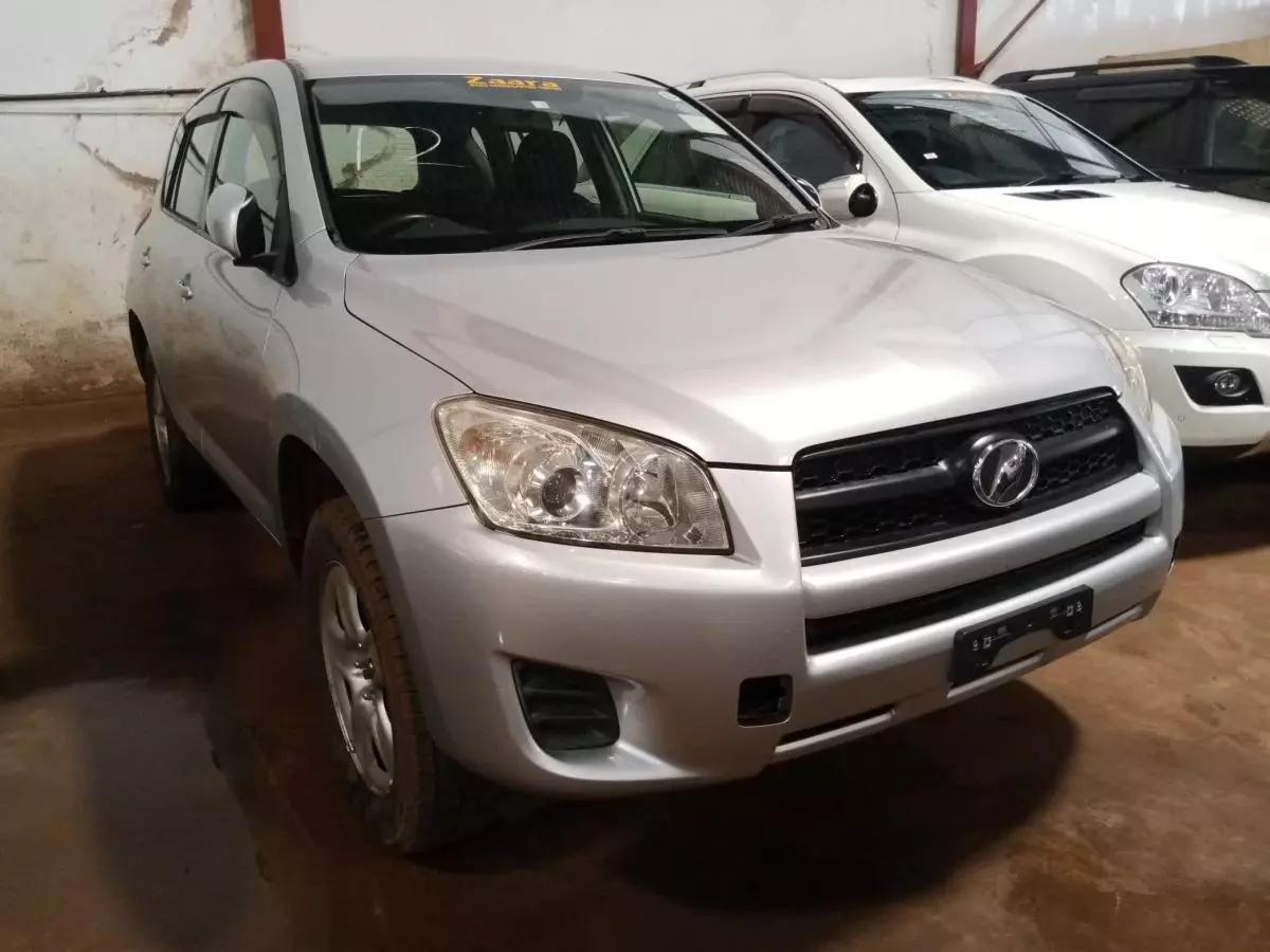 Toyota RAV 4   - 2009