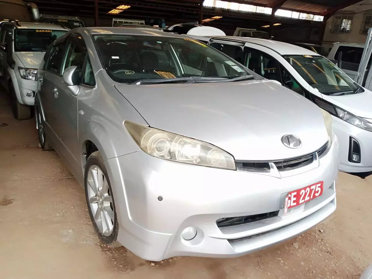 Toyota Wish - 2009