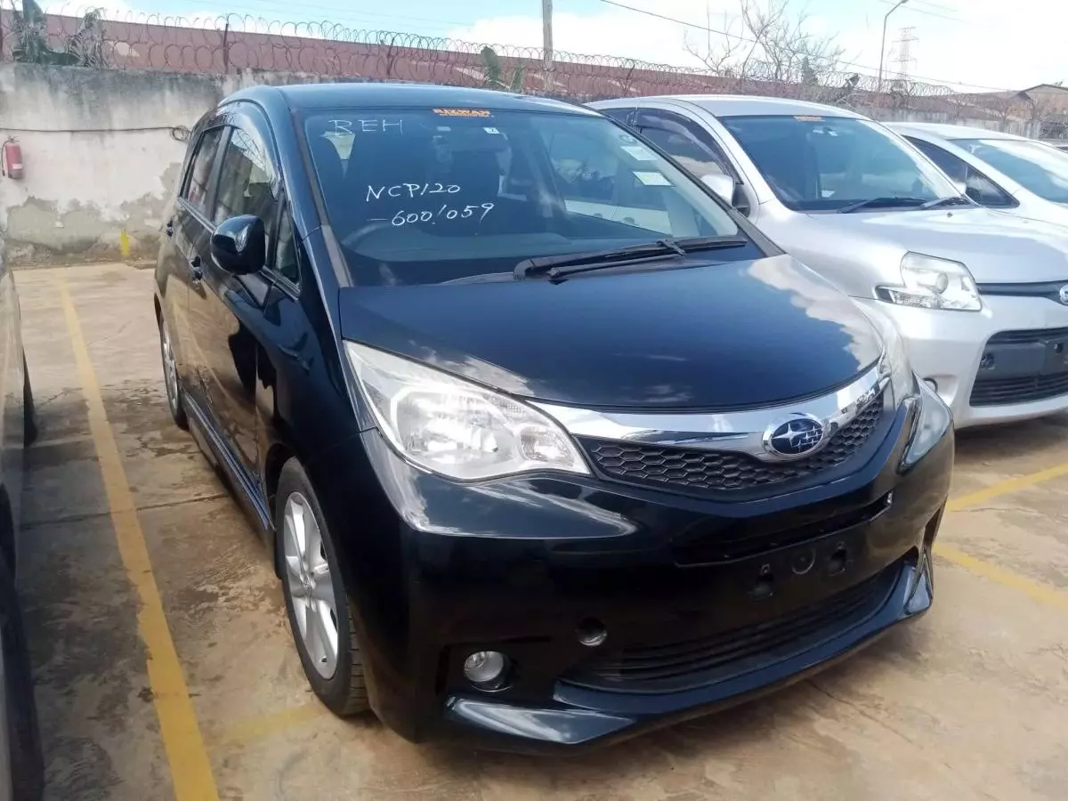 Subaru Trezia   - 2013