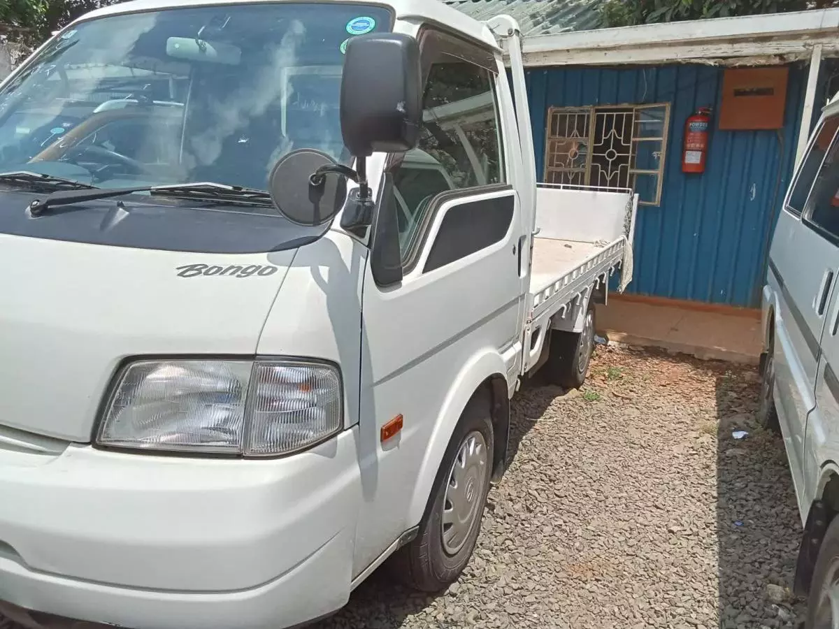 Mazda Bongo   - 2016