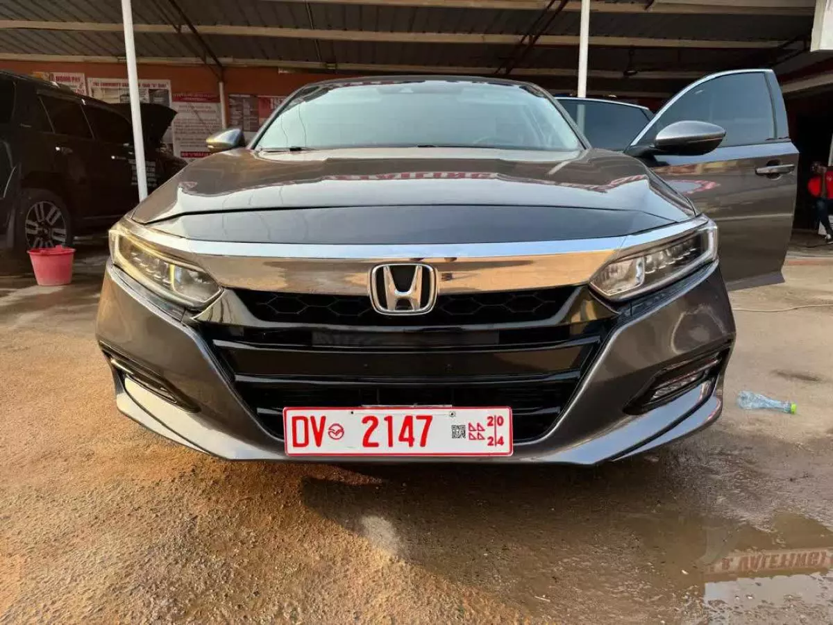 Honda Accord   - 2018