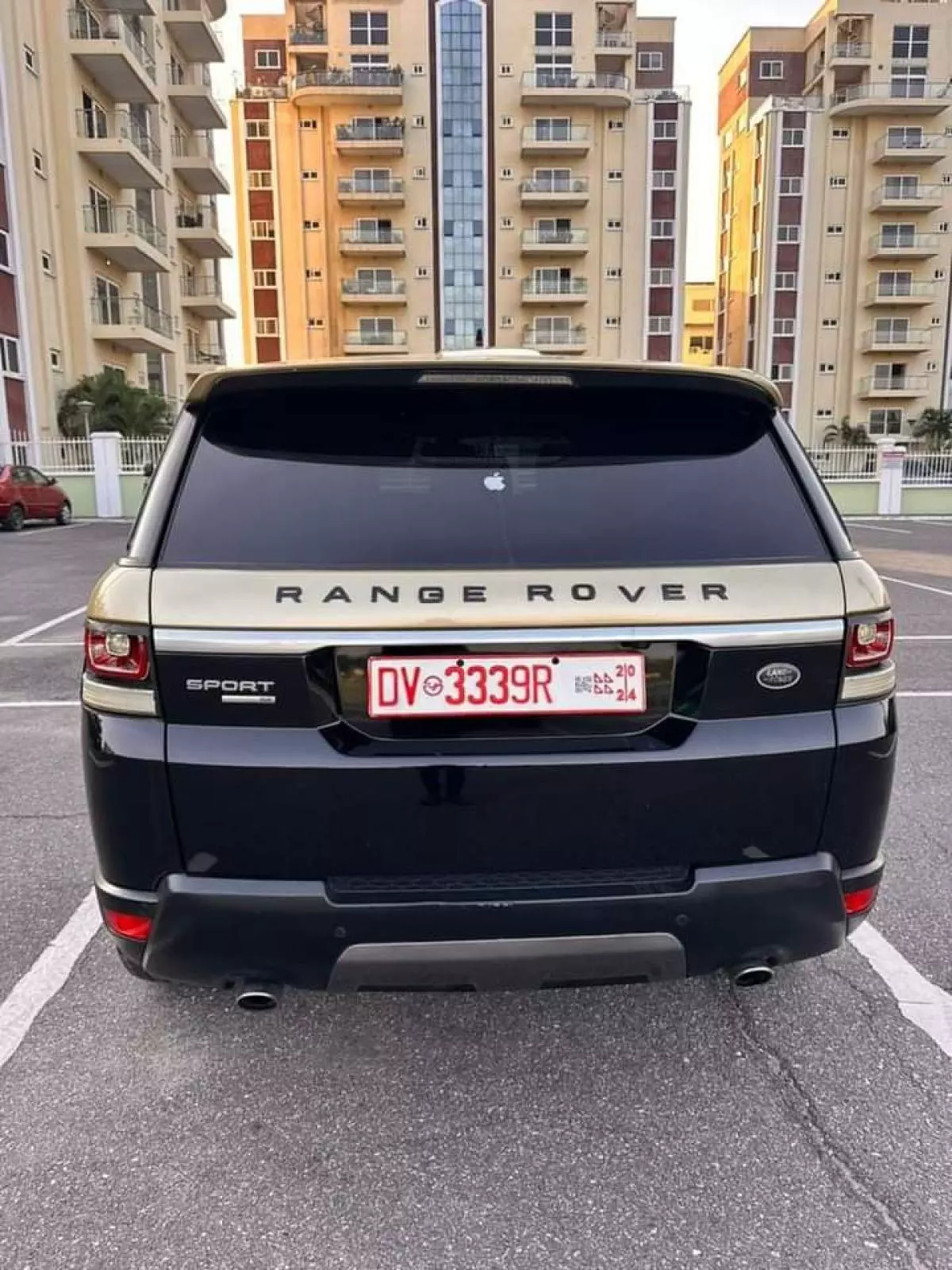 Land Rover Range Rover Sport   - 2015