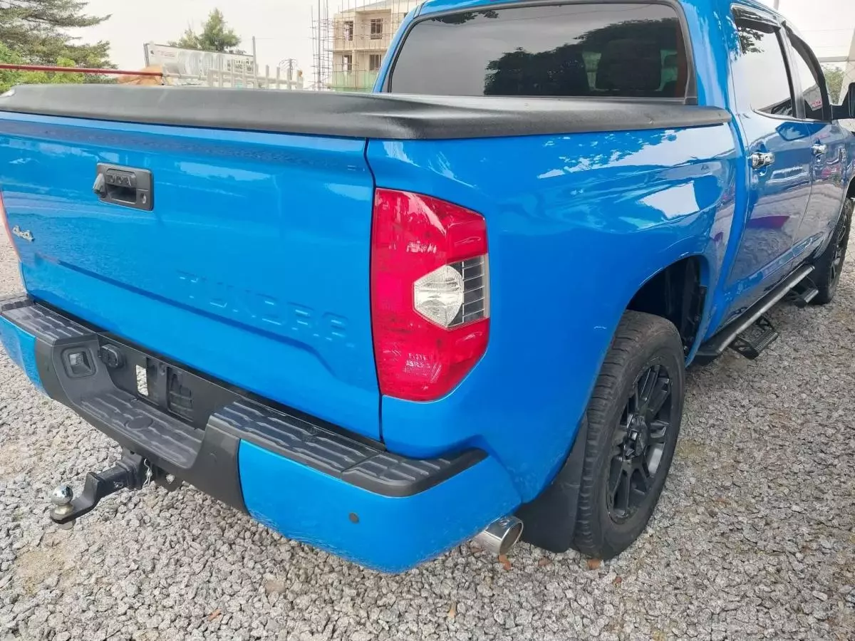 Toyota Tundra - 2021