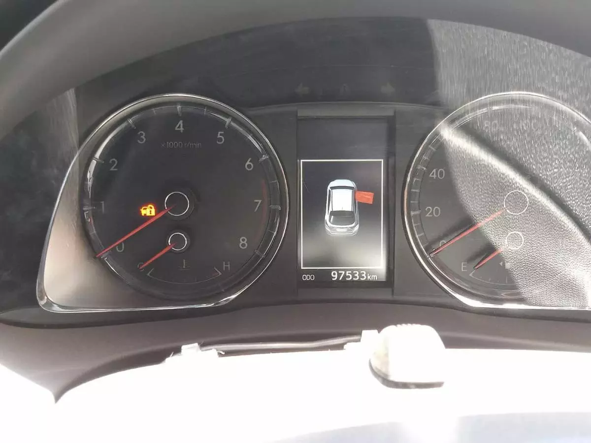 Toyota Harrier - 2016