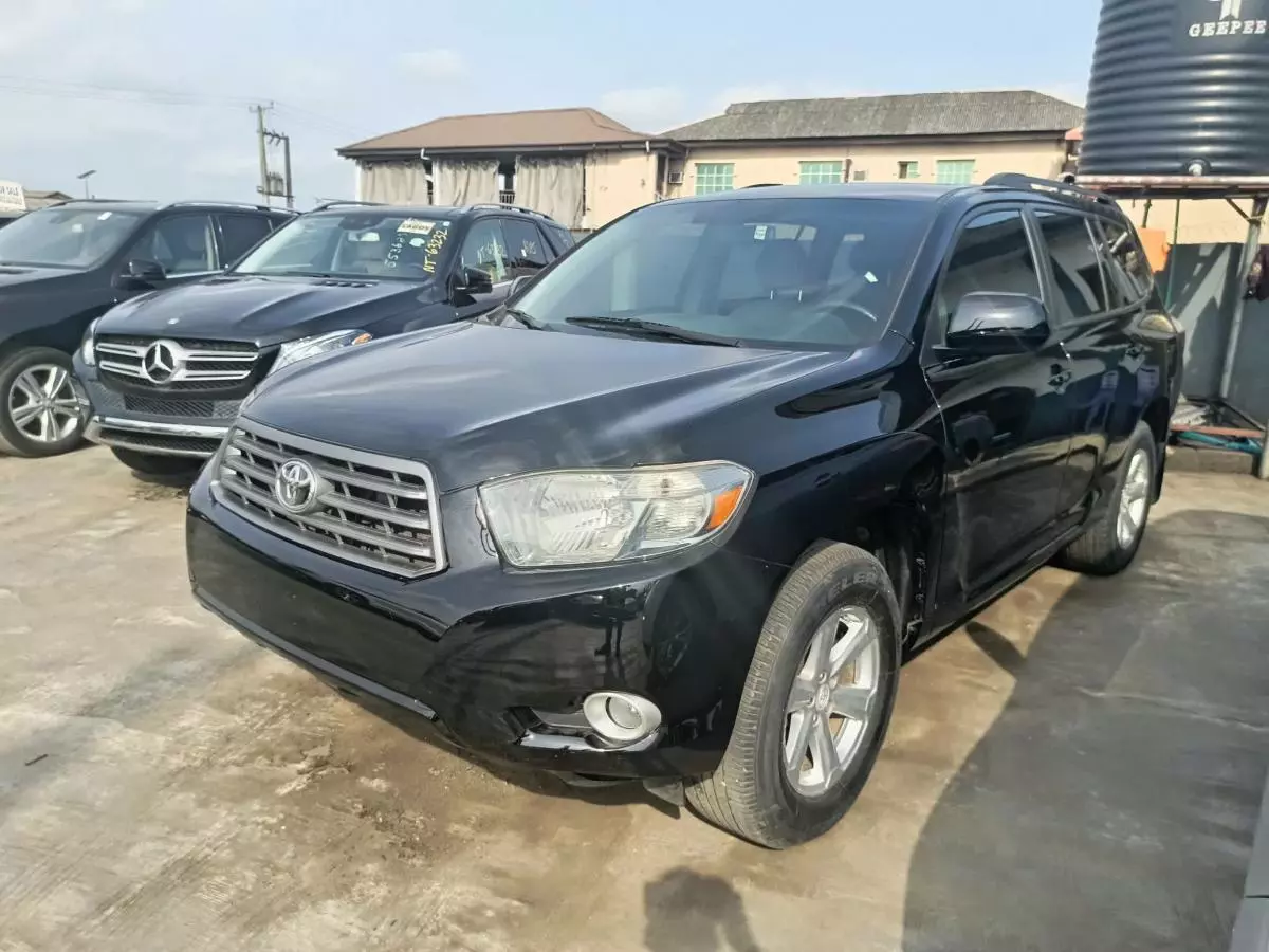 Toyota Highlander   - 2008