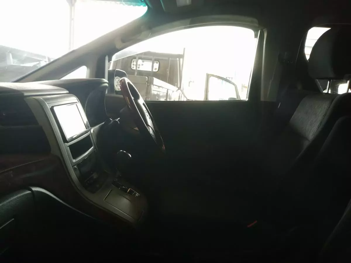 Toyota Alphard - 2009