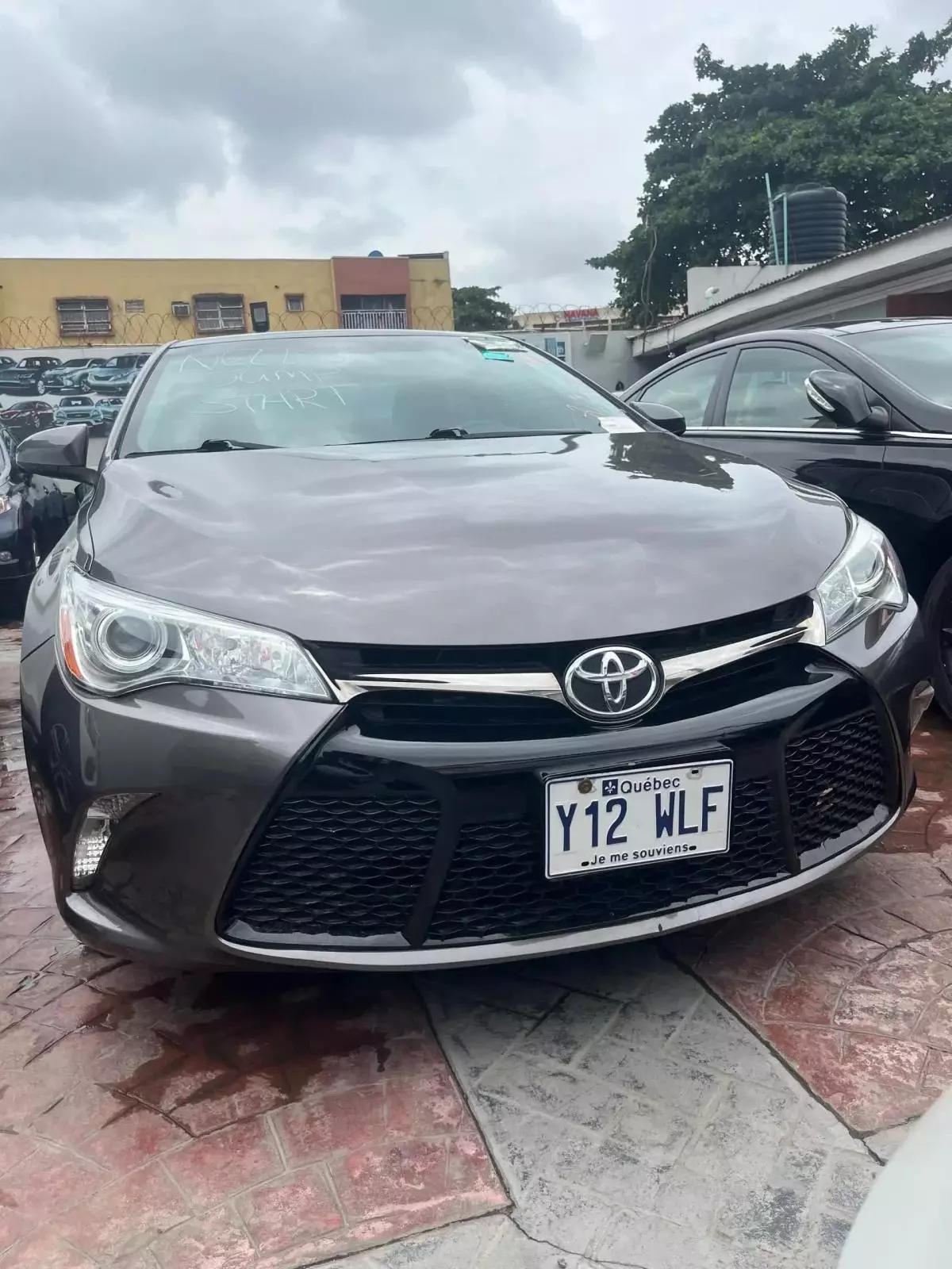 Toyota Camry   - 2016