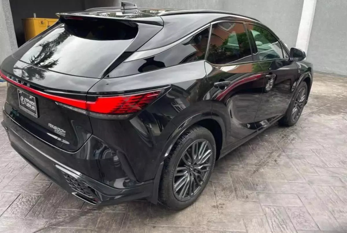 Lexus RX 500h   - 2023