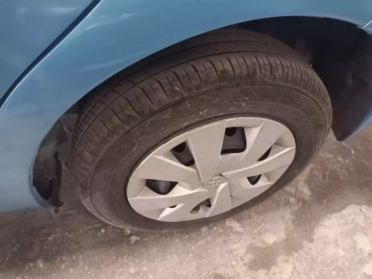 Toyota Vitz - 2015