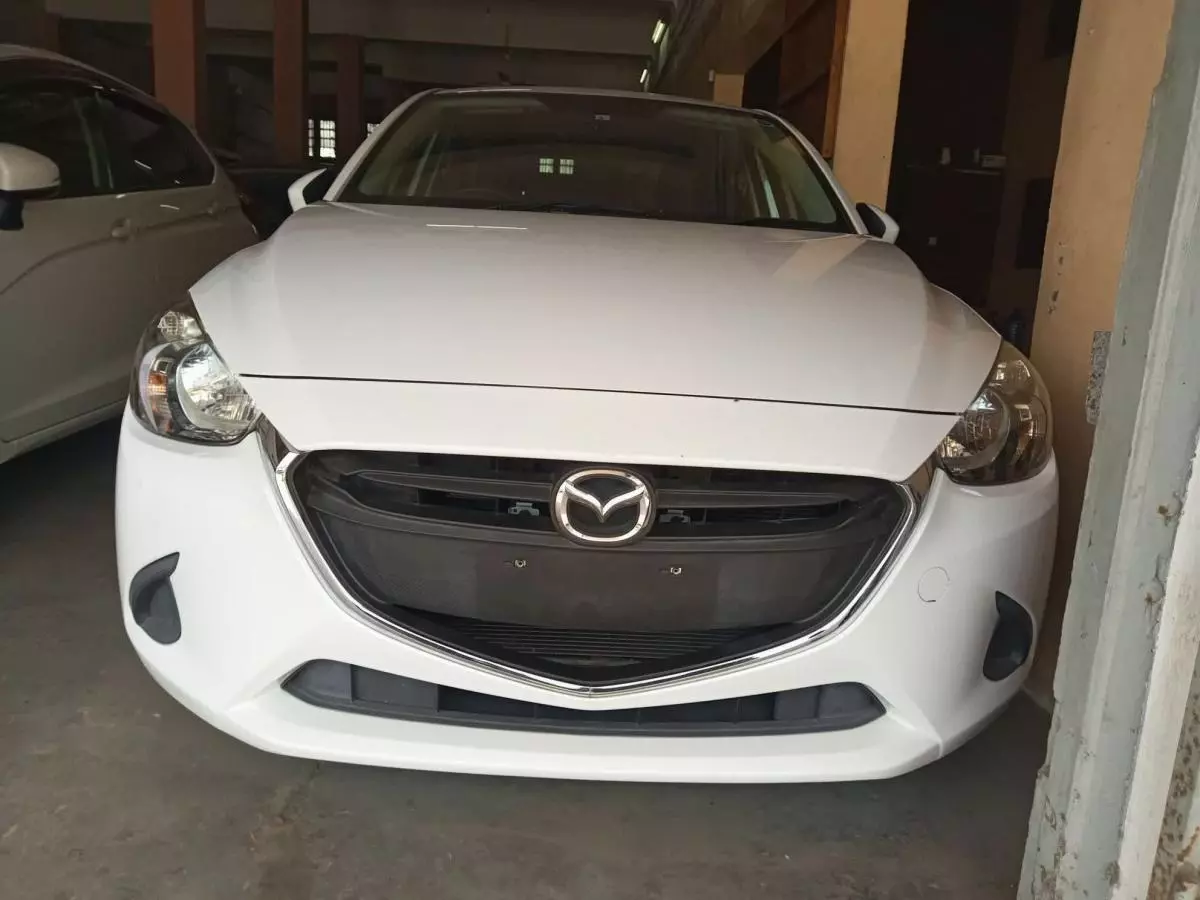 Mazda Demio - 2015