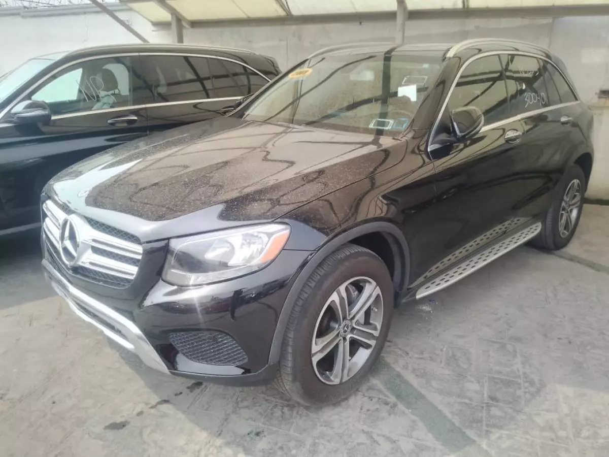 Mercedes-Benz GLC 300   - 2018