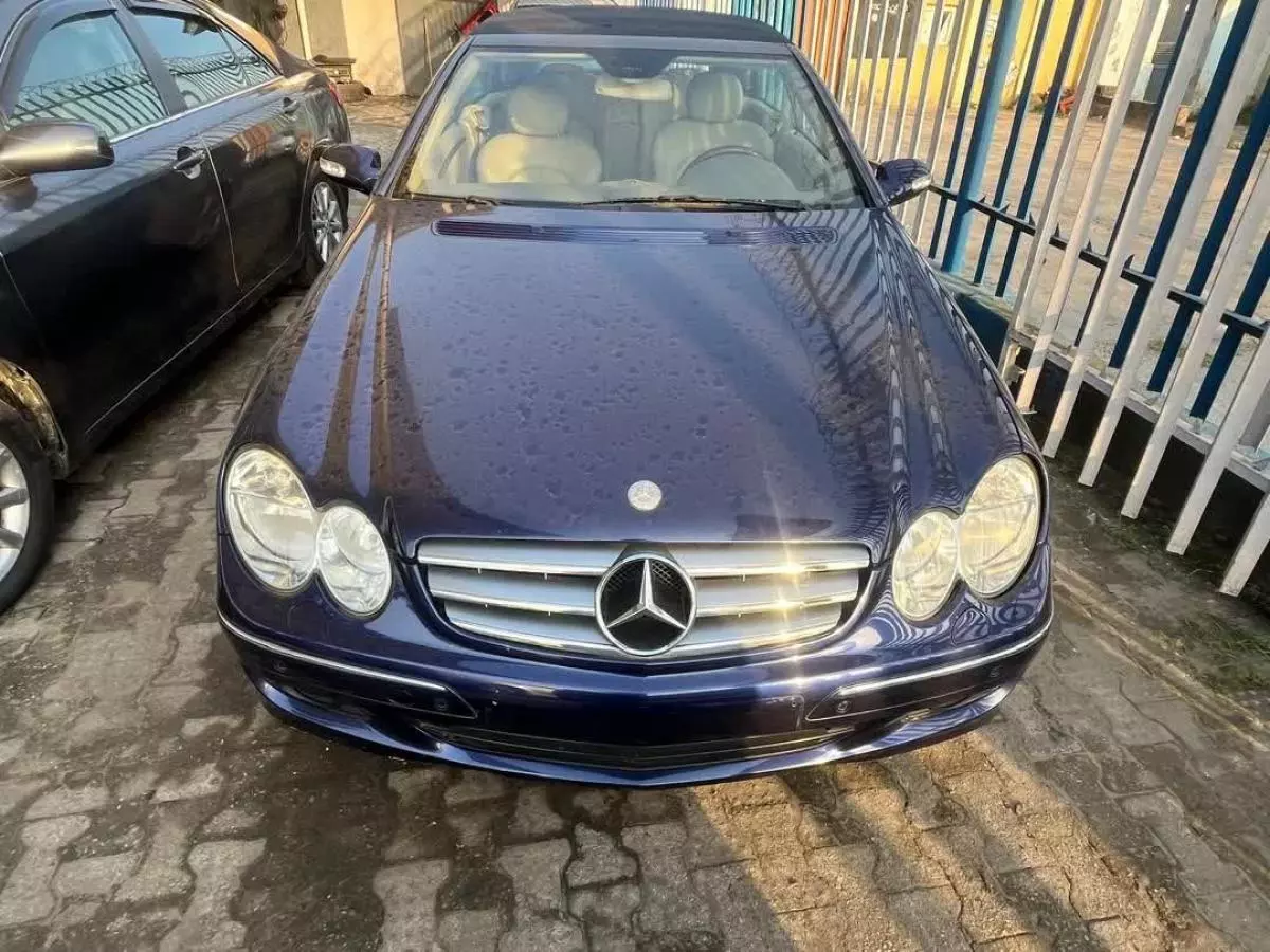 Mercedes-Benz CLK 350   - 2002