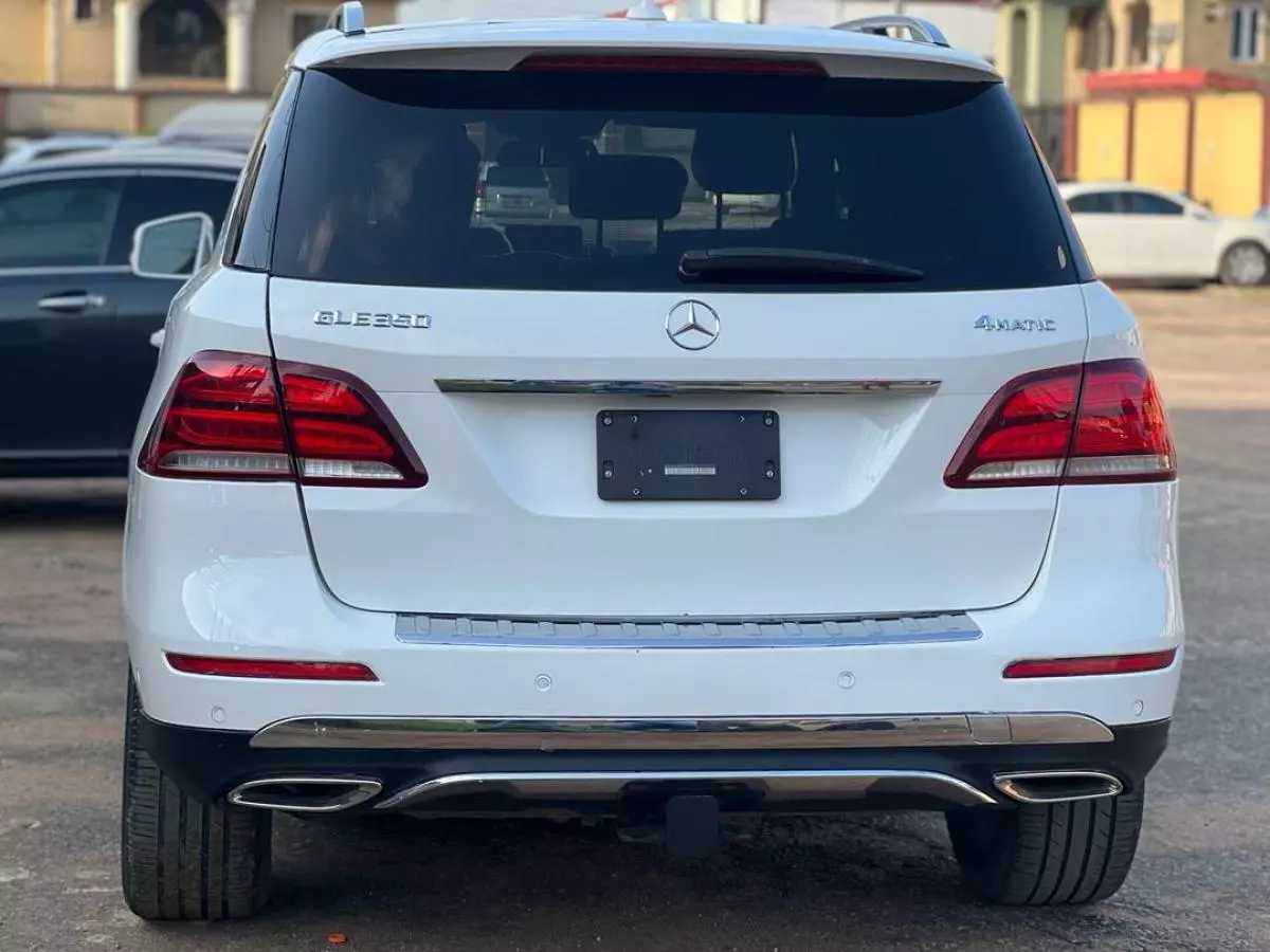 Mercedes-Benz GLE 350   - 2016