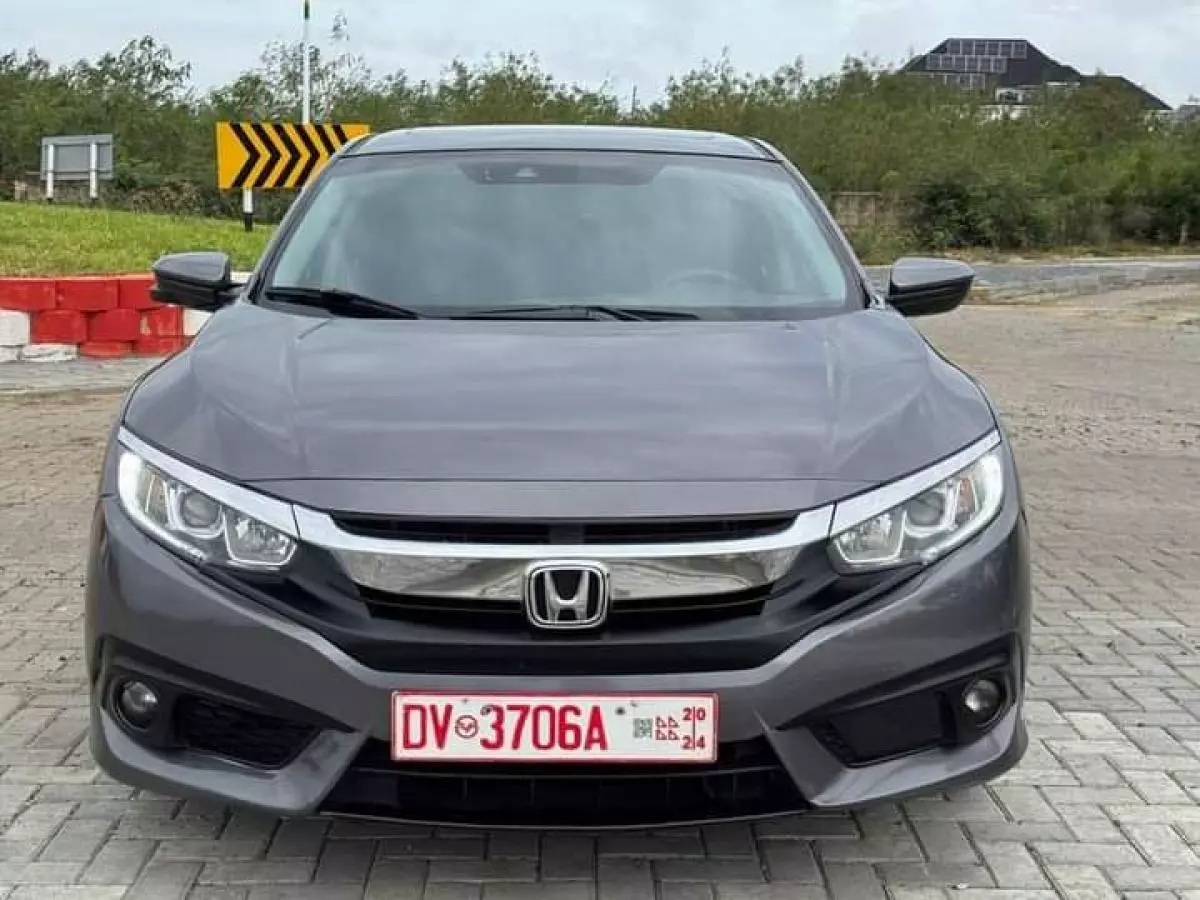 Honda Civic   - 2018