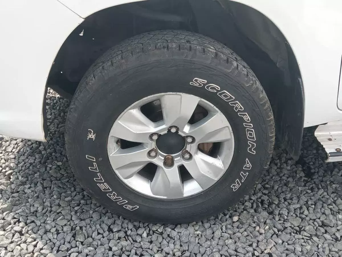 Toyota Hilux - 2016