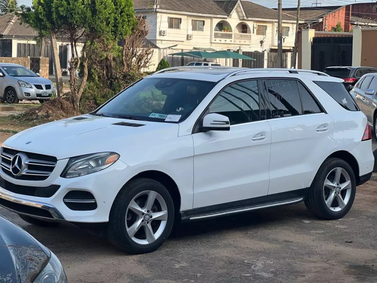 Mercedes-Benz GLE 350   - 2016