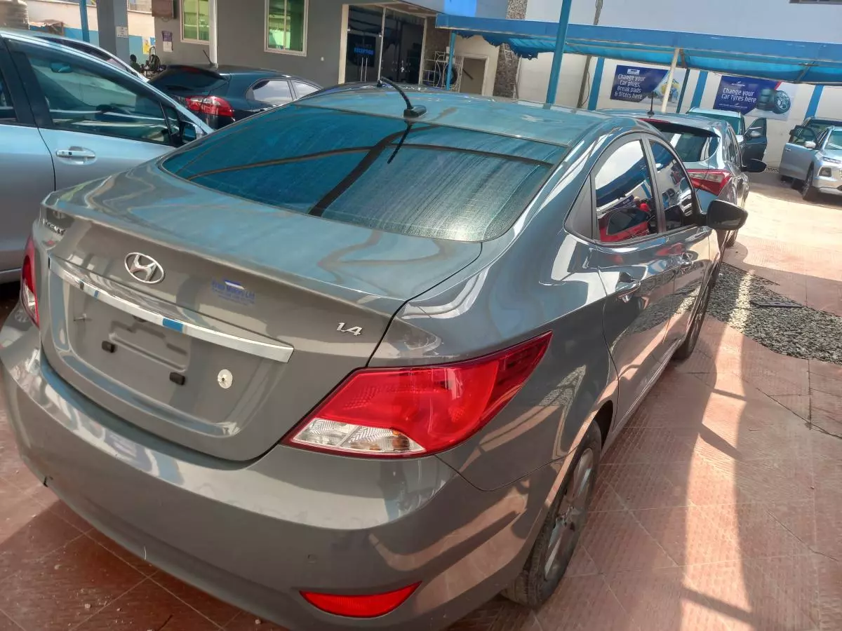 Hyundai Accent   - 2019