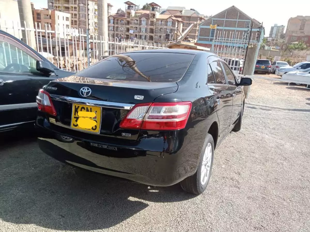Toyota Premio  - 2010