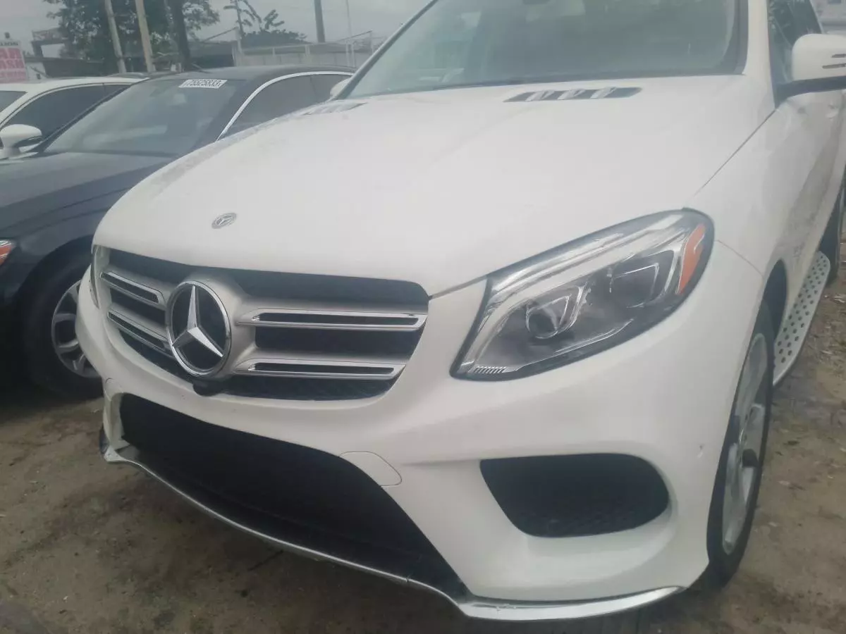 Mercedes-Benz GLC 350   - 2018