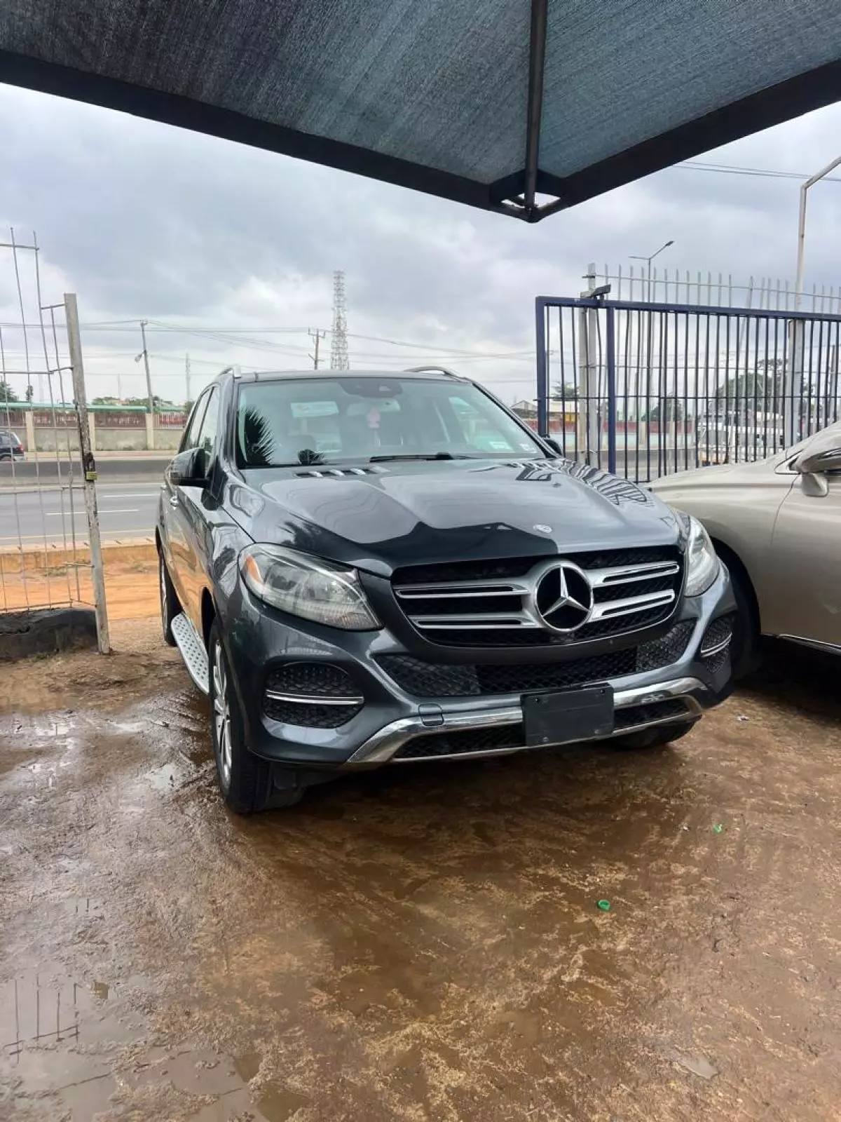 Mercedes-Benz GLE 350   - 2016