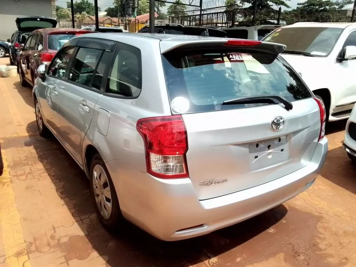 Toyota Fielder  - 2014