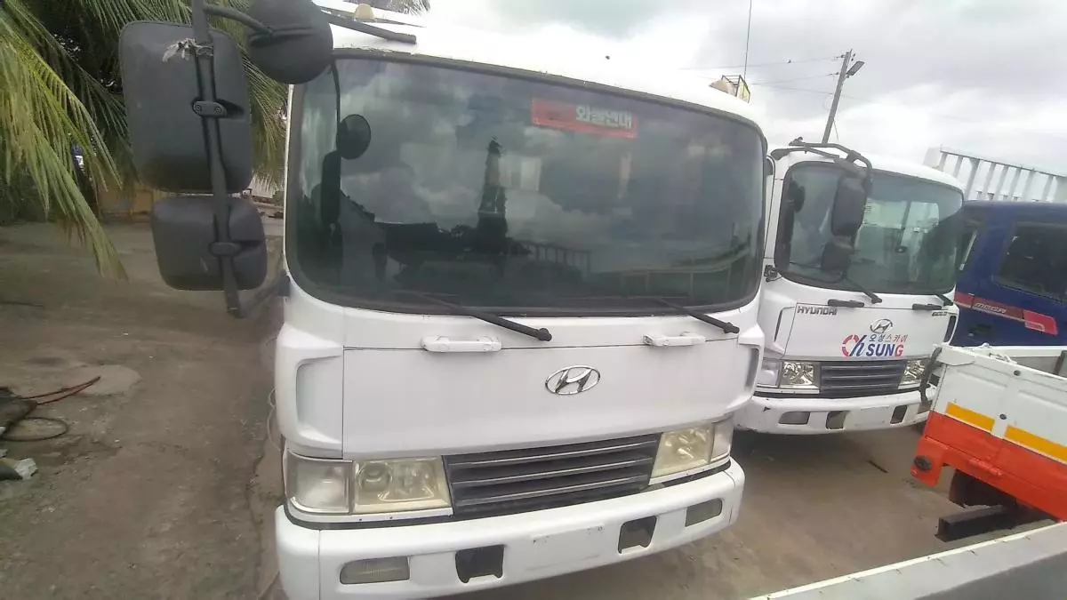 Hyundai HD TRUCK  - 2005