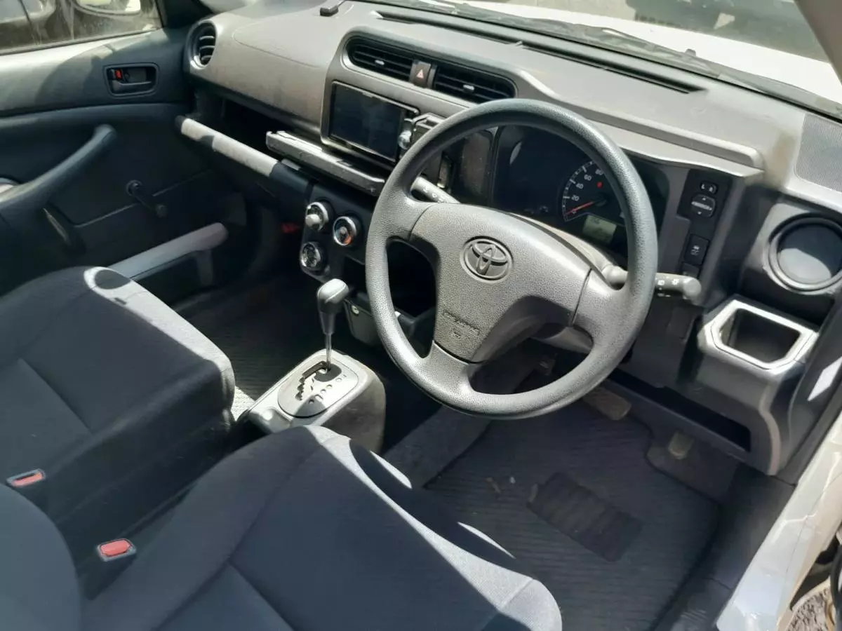 Toyota Probox  - 2015