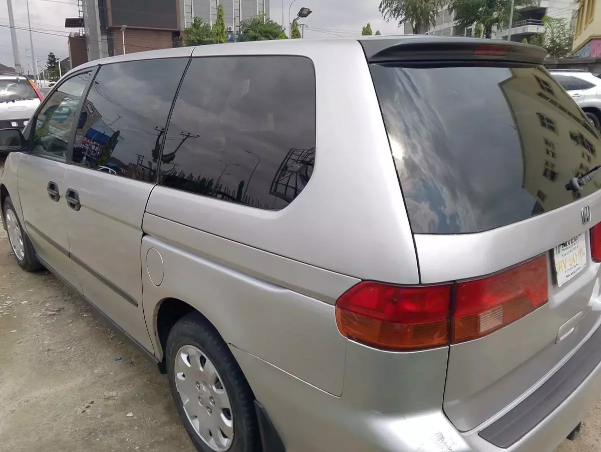 Honda Odyssey   - 2001