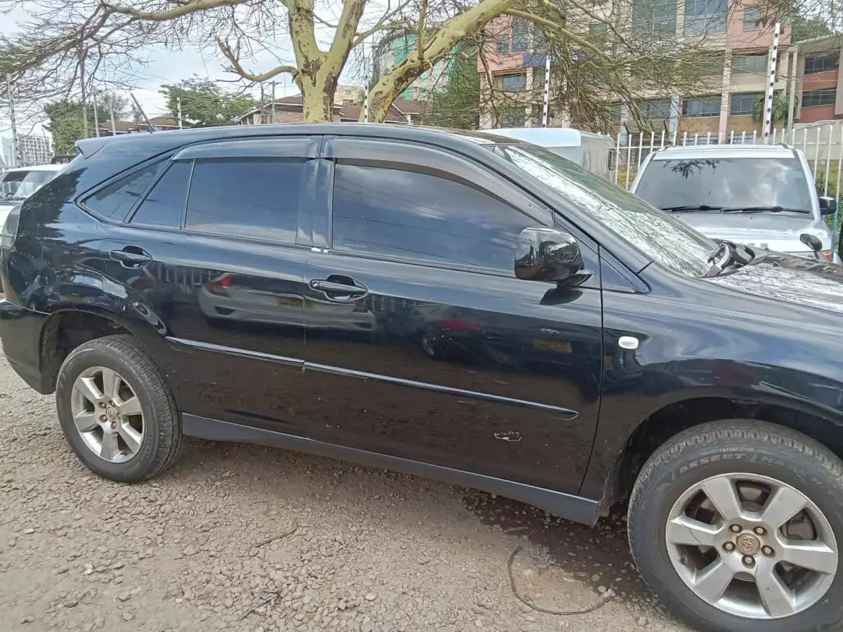 Toyota Harrier   - 2003