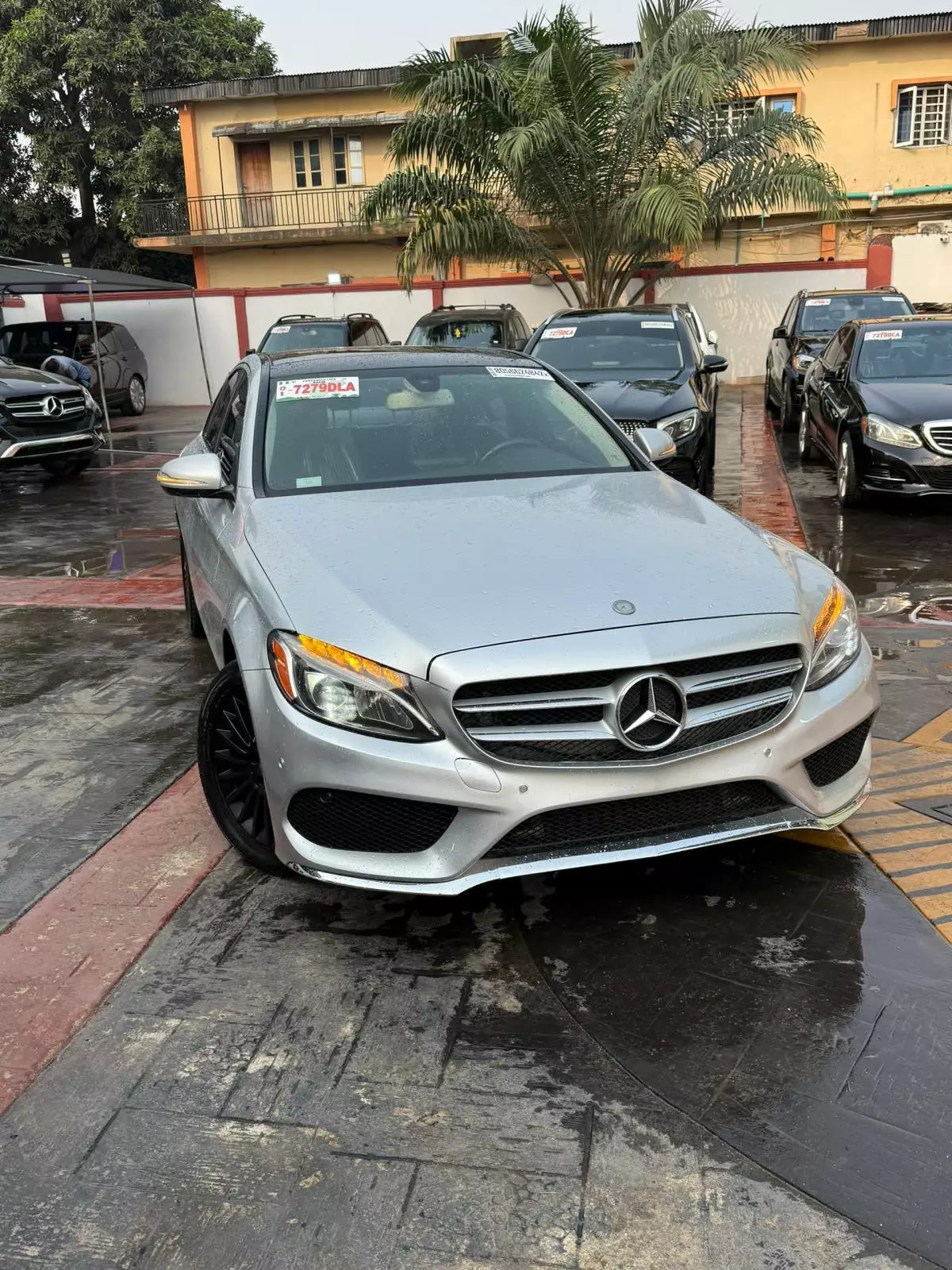 Mercedes-Benz C 300   - 2015