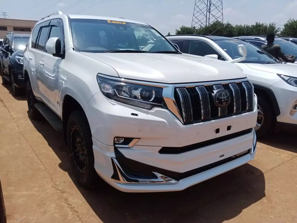 Toyota Landcruiser Prado   - 2018