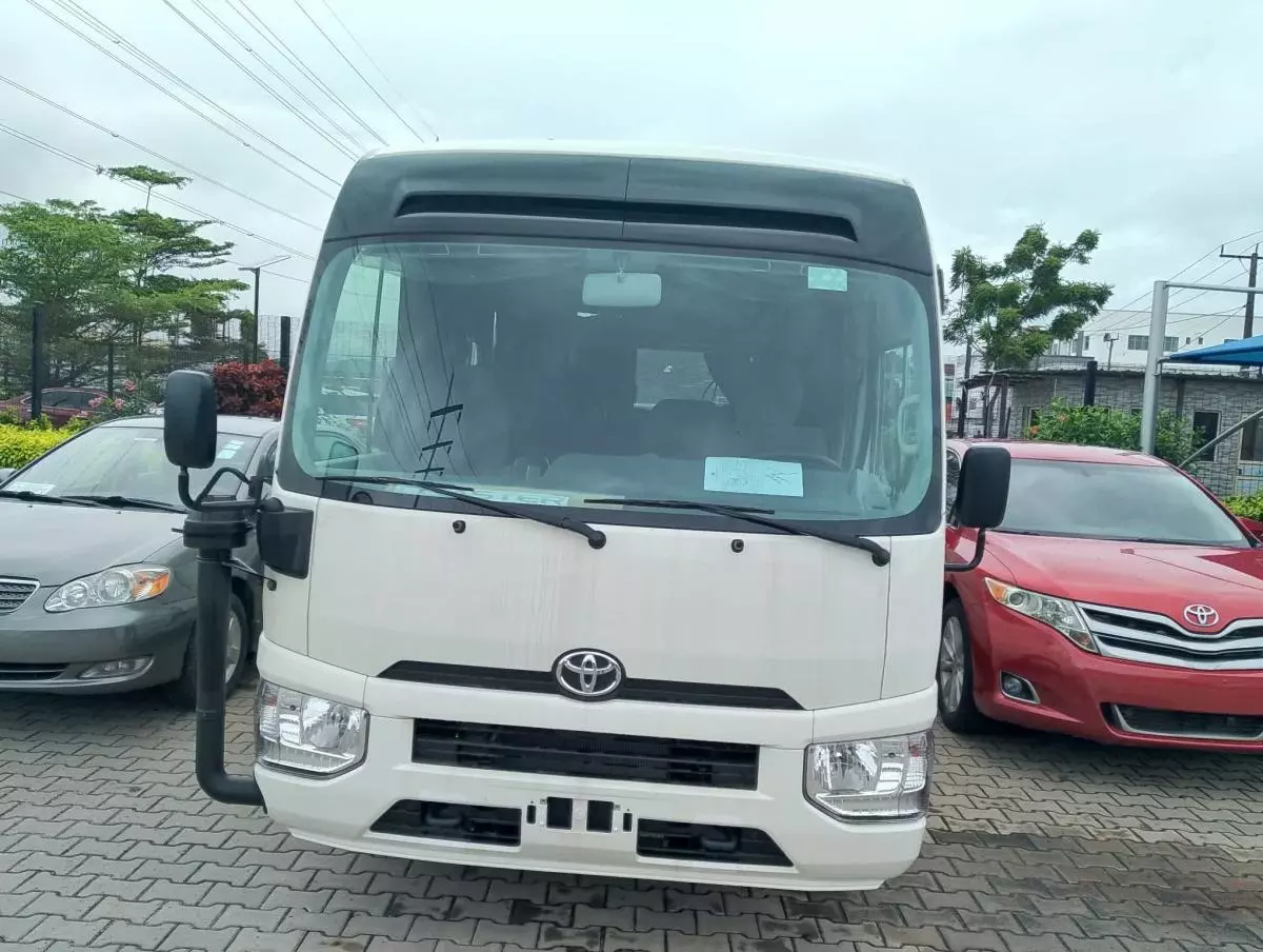 Toyota Coaster   - 2021