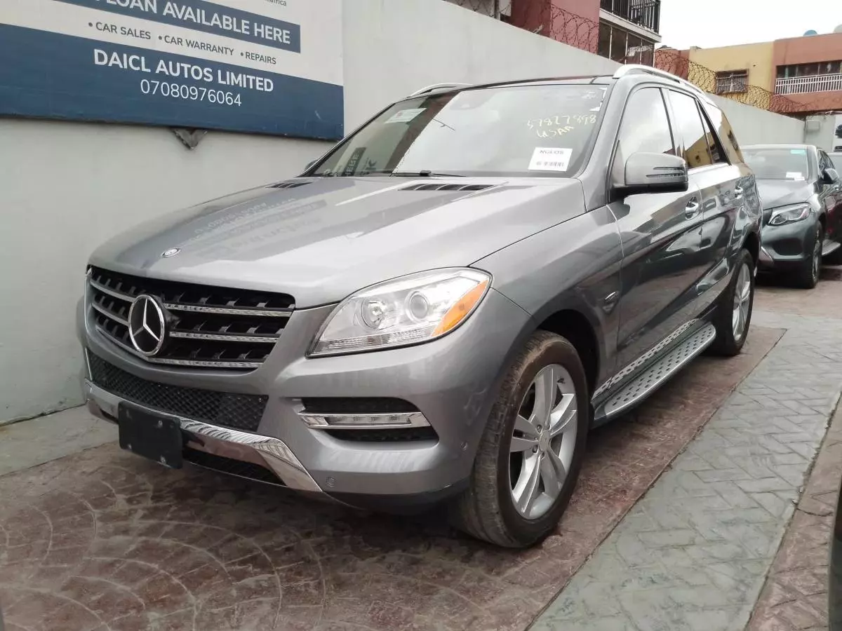 Mercedes-Benz ML 350   - 2012