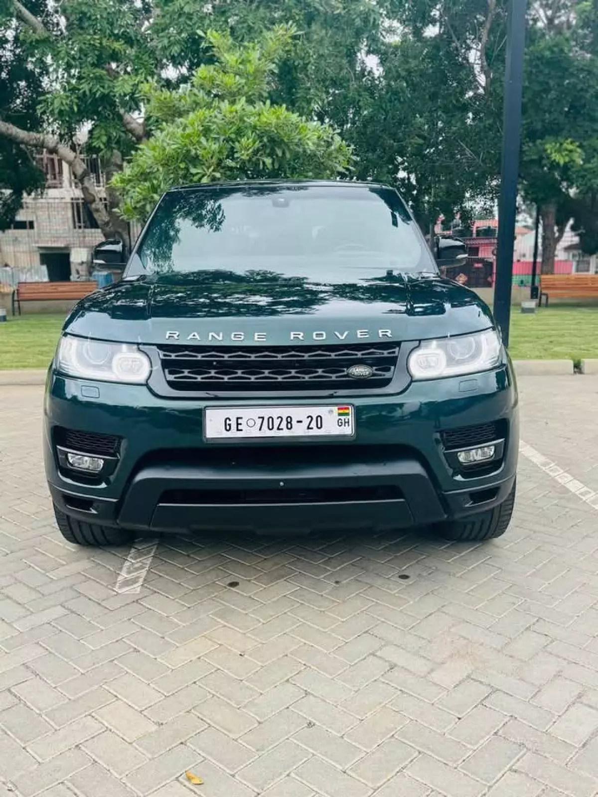 Land Rover Range Rover Sport   - 2019