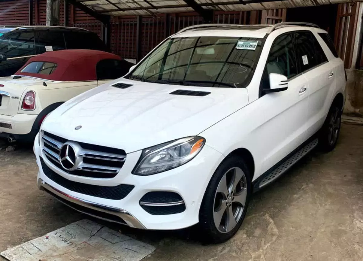 Mercedes-Benz GLE 350   - 2016