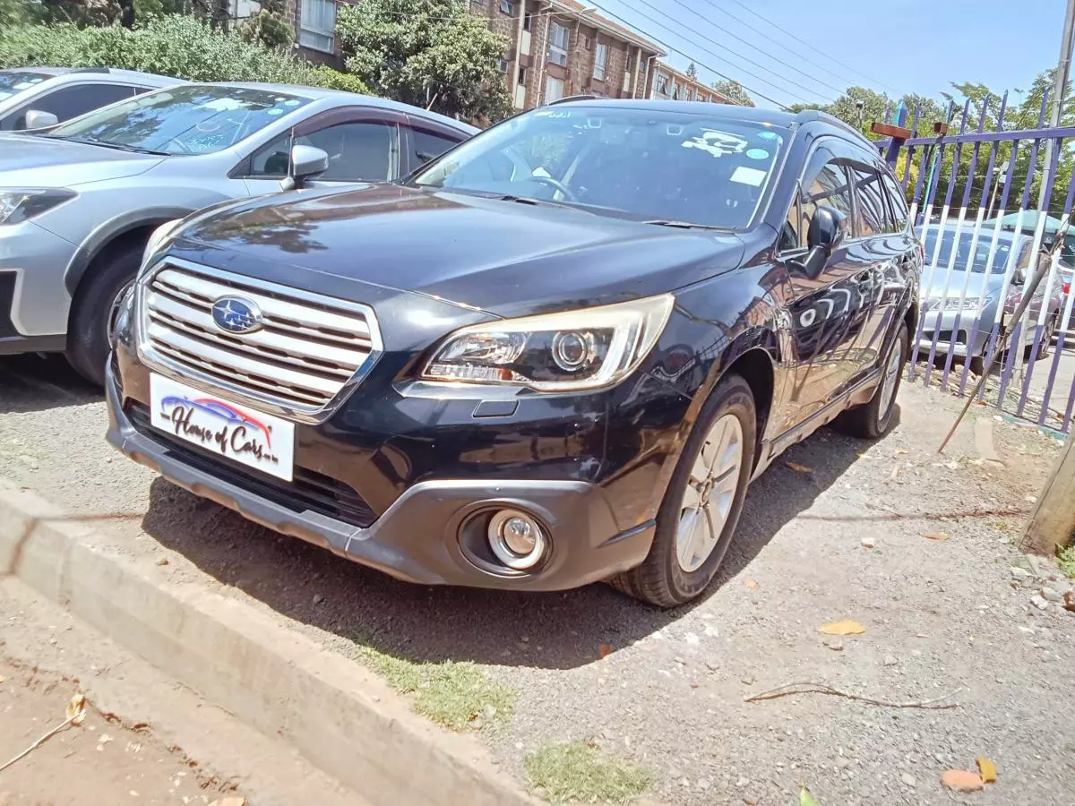 Subaru Outback   - 2015