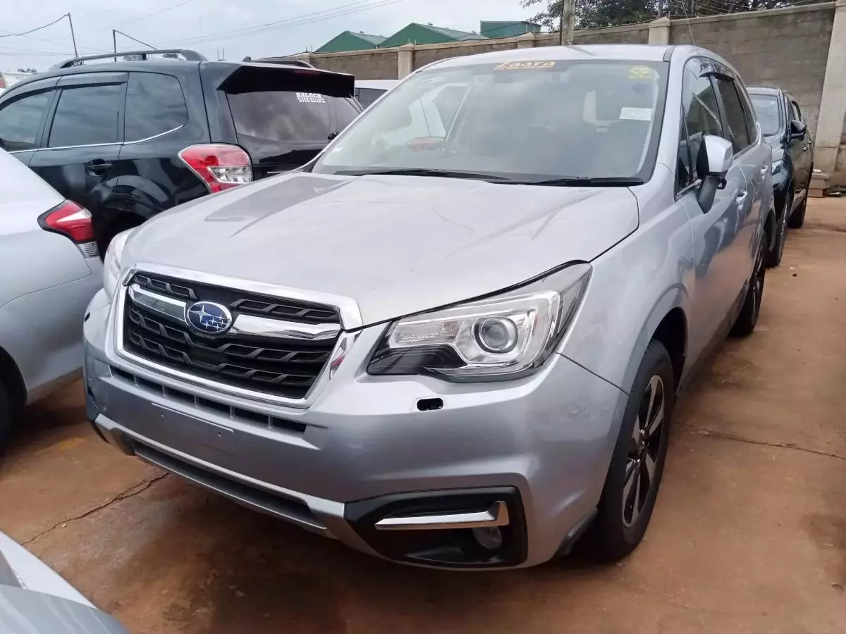 Subaru Forester   - 2015