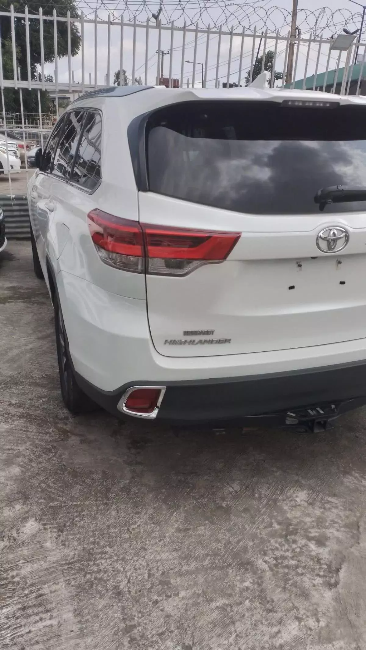 Toyota Highlander   - 2018