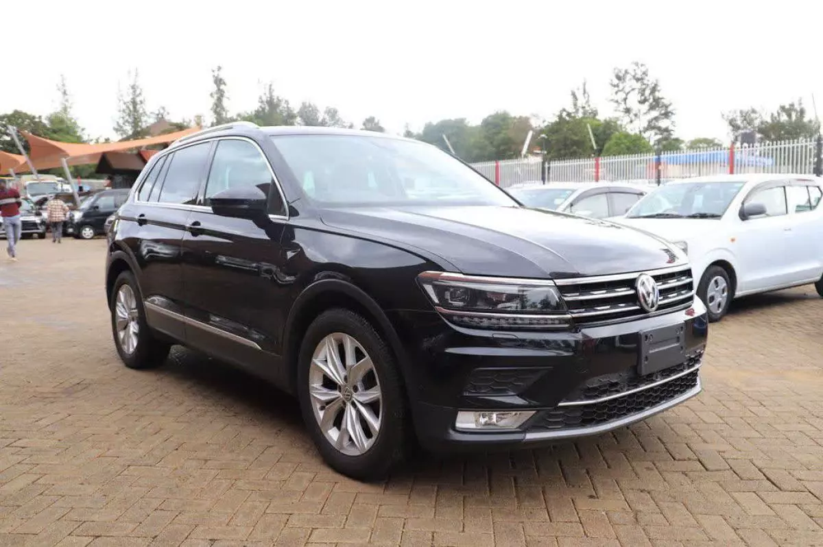 Volkswagen Tiguan - 2017