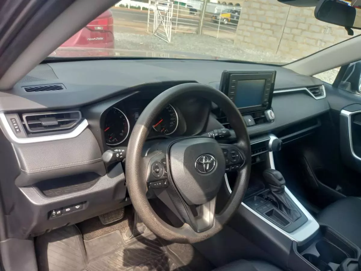 Toyota RAV 4 - 2020