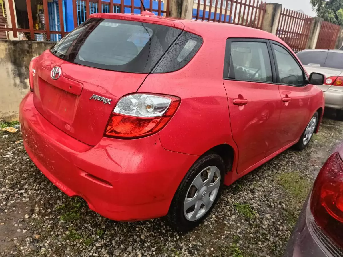 Toyota Matrix   - 2009