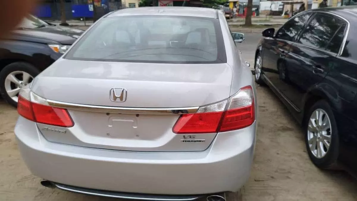 Honda Accord   - 2014