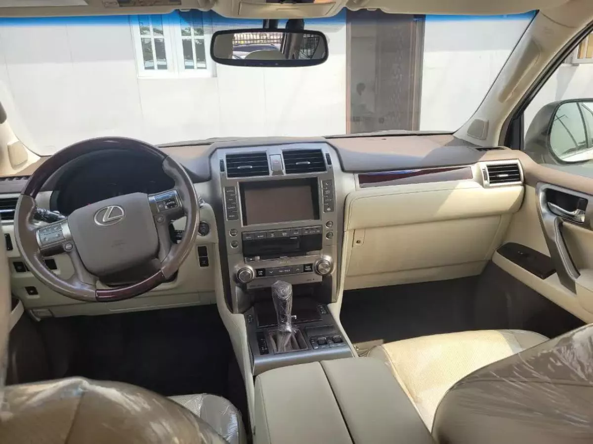 Lexus GX 460 - 2019