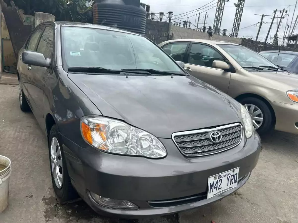 Toyota Corolla   - 2006