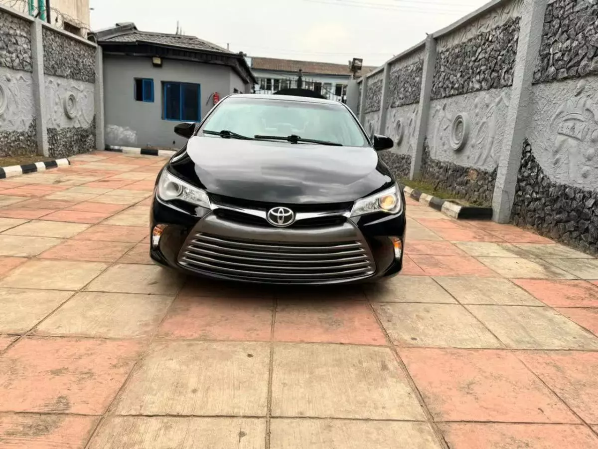 Toyota Camry   - 2015